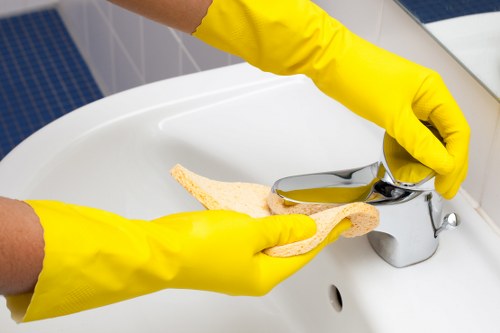 Final pricing summary for oven cleaning quotes in Lambeth
